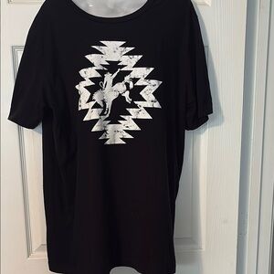 Black and White Short Sleeve Tees with Geometric Design